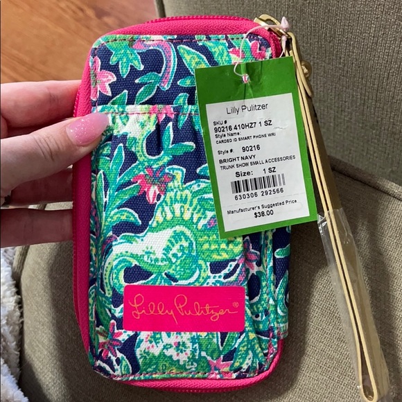 Lilly Pulitzer carded ID smart phone wristlet - Picture 5 of 8